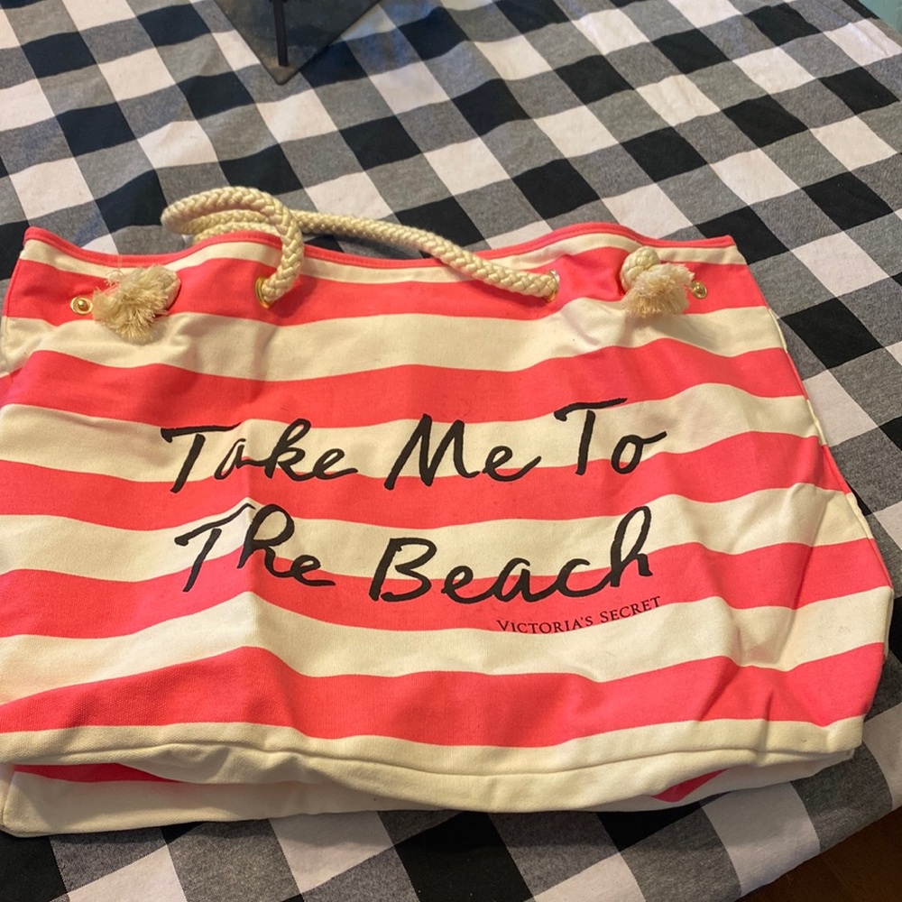 Victoria’s Secret beach tote